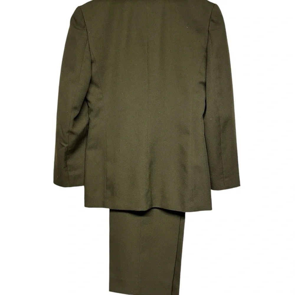 Vintage 1980s Kishi Olive Green Blazer and Trouser Set - Picture 2 of 14